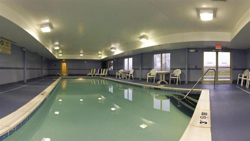 Holiday Inn Express Radcliff Fort Knox By Ihg Esterno foto