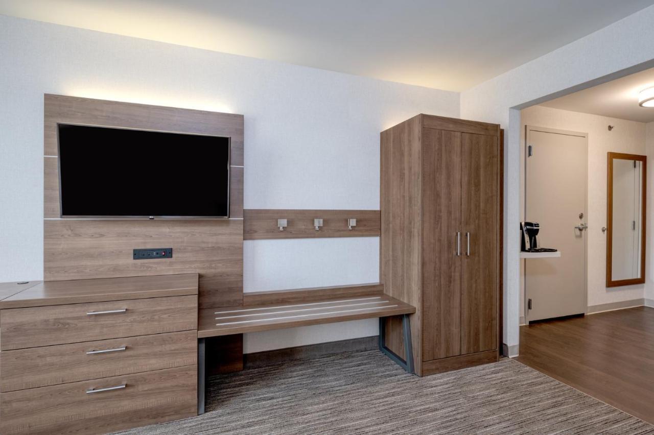 Holiday Inn Express Radcliff Fort Knox By Ihg Esterno foto