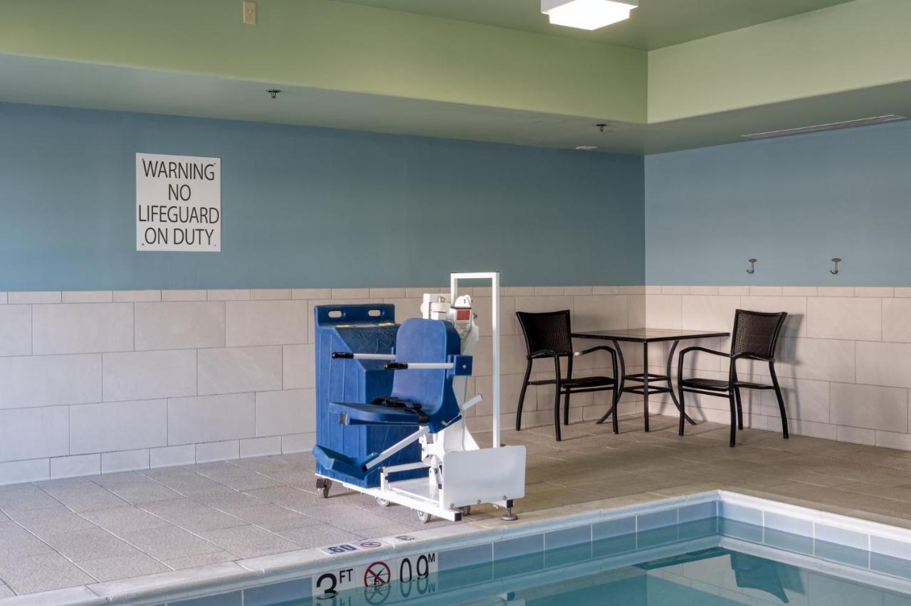 Holiday Inn Express Radcliff Fort Knox By Ihg Esterno foto