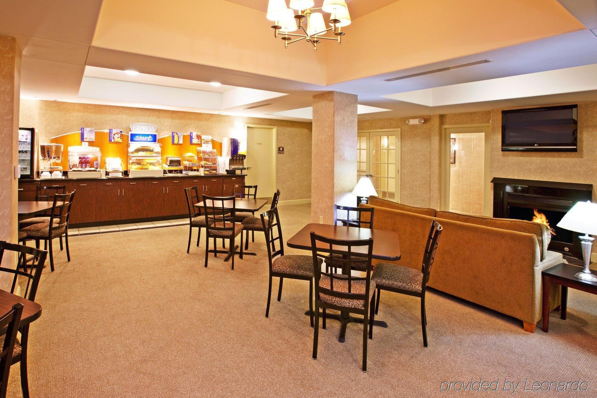 Holiday Inn Express Radcliff Fort Knox By Ihg Esterno foto