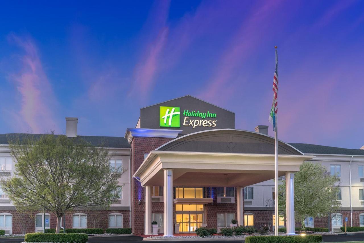 Holiday Inn Express Radcliff Fort Knox By Ihg Esterno foto